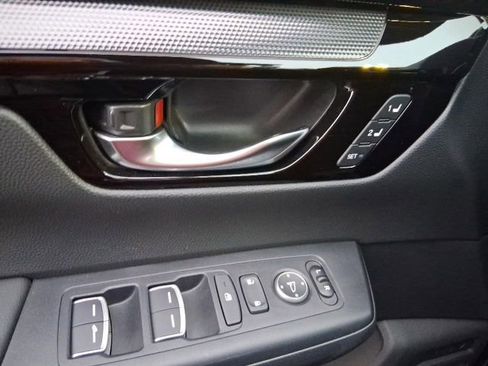 Used 2025 Honda CR-V Sport Touring image 22