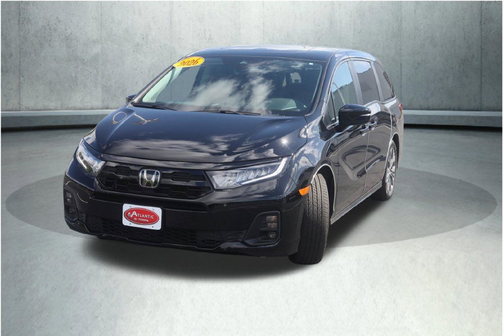 Used 2026 Honda Odyssey Touring image 17