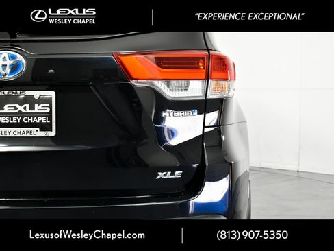 Used 2018 Toyota Highlander XLE image 8