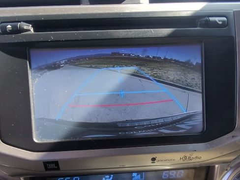 Used 2014 Toyota 4Runner Limited image 27