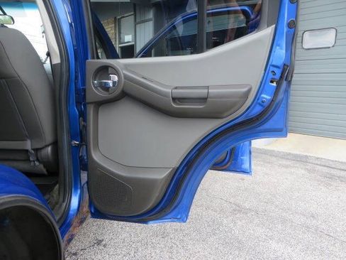 Used 2013 Nissan Xterra S AWD/4WD image 22