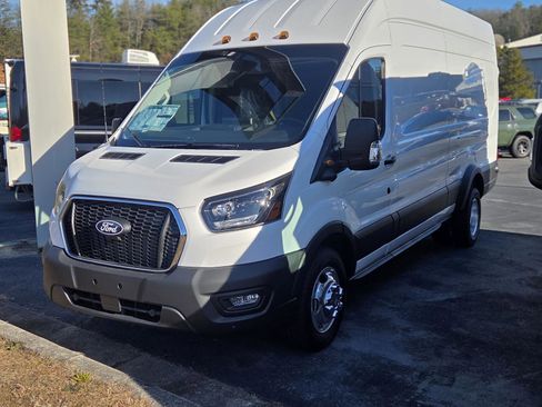 New 2026 Ford Transit 350 148 High Roof Extended DRW image 3