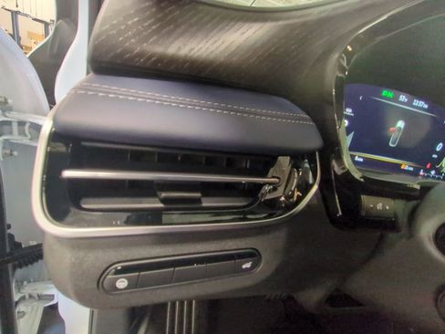 New 2026 INFINITI QX60 Sport w/ Dark Cargo Package AWD/4WD image 13