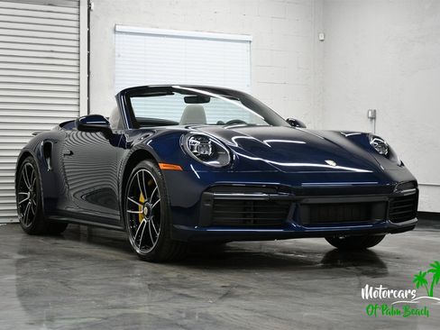 Used 2022 Porsche 911 Turbo S image 15