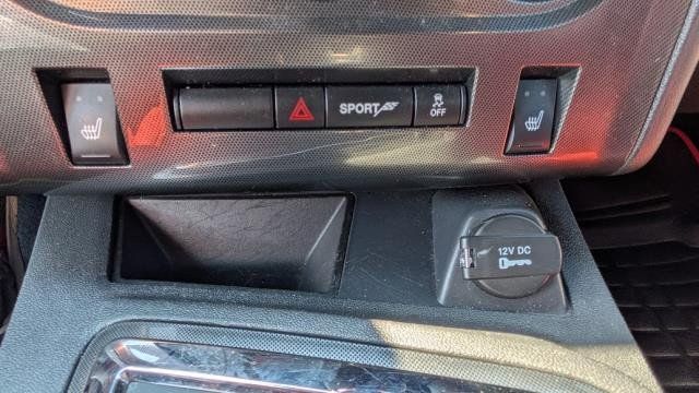 Used 2013 Dodge Challenger SXT RWD image 11