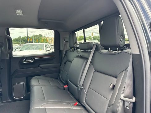 New 2026 GMC Sierra 1500 Denali w/ Denali Reserve Package AWD/4WD image 30