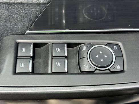 Used 2024 Ford F150 Lariat w/ Equipment Group 502A High AWD/4WD image 17