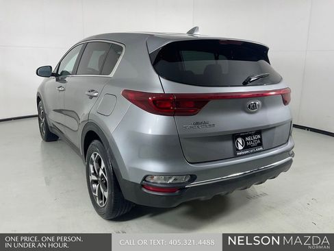 Used 2021 Kia Sportage LX FWD image 8