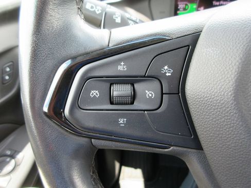 Certified 2023 Chevrolet Bolt EUV LT w/ Convenience Package FWD image 23