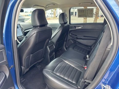 Used 2024 Ford Edge SEL AWD/4WD image 9
