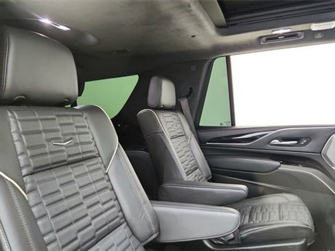 Used 2023 Cadillac Escalade V image 27