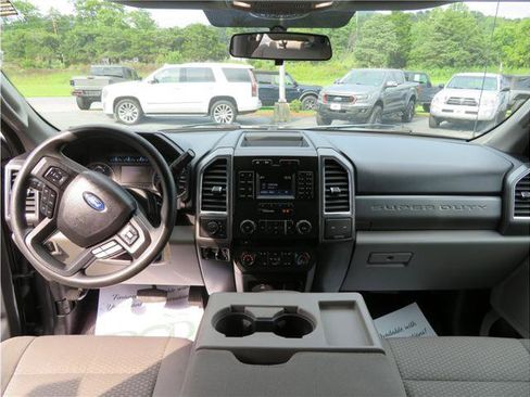 Used 2018 Ford F250 XLT image 6
