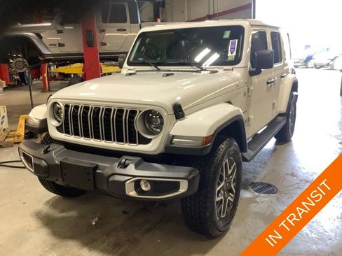 Used 2024 Jeep Wrangler Unlimited Sahara w/ Technology Group AWD/4WD image 1