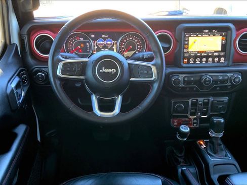 Used 2022 Jeep Gladiator Rubicon w/ Cold Weather Group image 6