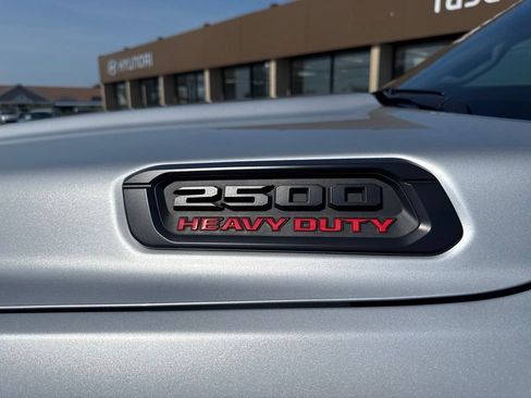 Used 2026 RAM 2500 Big Horn AWD/4WD image 9