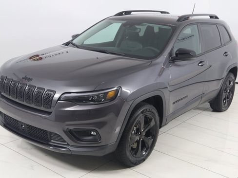 Used 2023 Jeep Cherokee Altitude Lux image 20