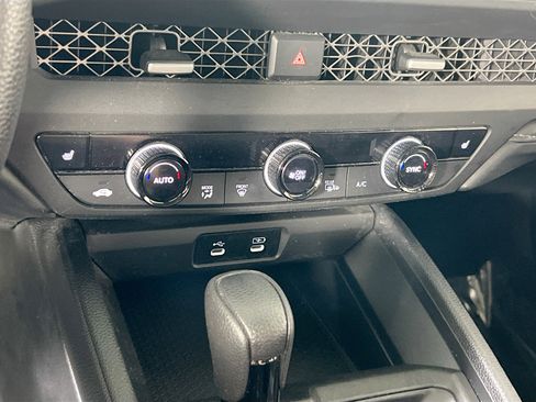 Used 2023 Honda Accord EX image 14