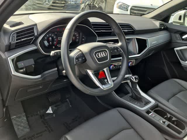 Used 2022 Audi Q3 2.0T Premium AWD/4WD image 10