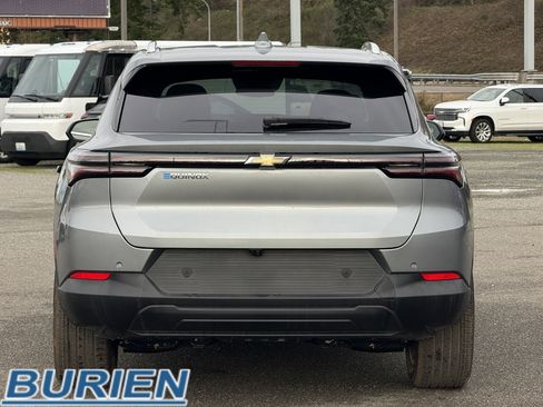 New 2026 Chevrolet Equinox EV LT image 4