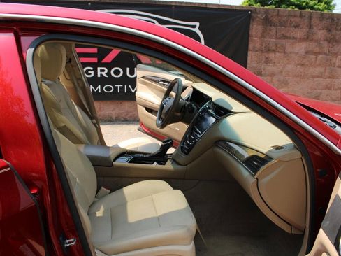 Used 2014 Cadillac CTS Luxury image 10