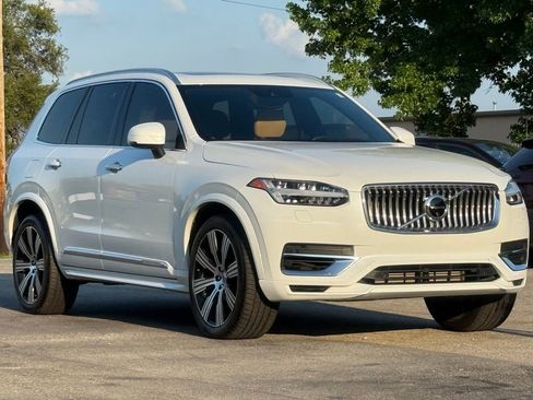 Used 2021 Volvo XC90 T8 Inscription w/ Protection Package Premier AWD/4WD image 8