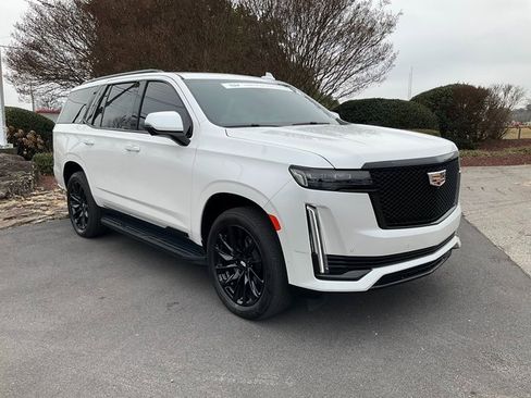 Certified 2024 Cadillac Escalade Sport Platinum image 3