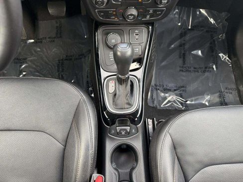 Used 2021 Jeep Compass Limited AWD/4WD image 17