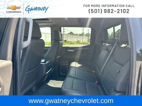 Used 2025 GMC Sierra 1500 SLT w/ SLT Premium Plus Package AWD/4WD image 28