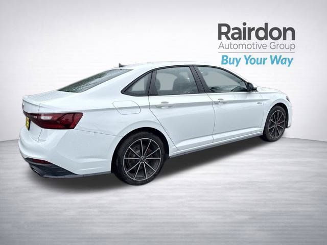 Used 2025 Volkswagen Jetta GLI Autobahn FWD image 7