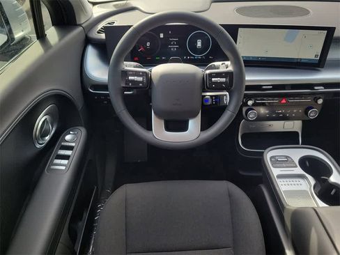 New 2026 Hyundai Ioniq 9 SE image 15