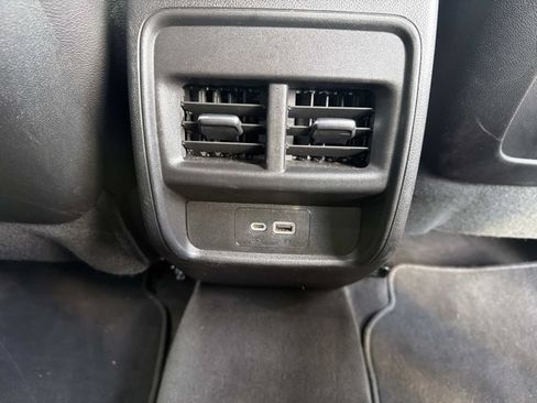 Used 2023 Cadillac XT4 Sport FWD image 24