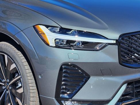 New 2026 Volvo XC60 B5 Ultra w/ Protection Package Premier image 27