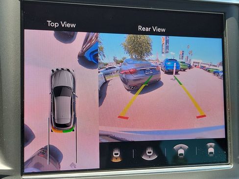 Used 2024 Maserati Levante GT Ultima image 11