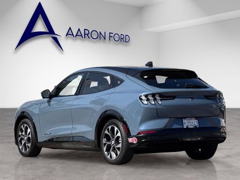 Used 2023 Ford Mustang Mach-E Premium image 4