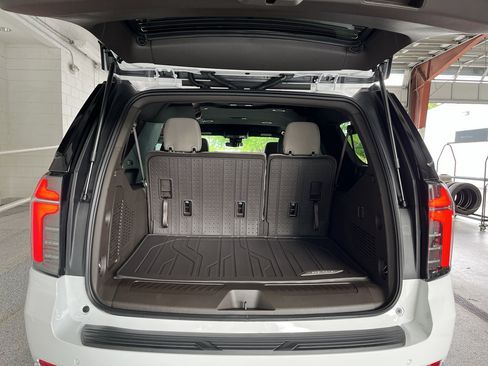 New 2026 Chevrolet Suburban LS w/ LS Custom Edition RWD image 8