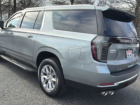 New 2026 Chevrolet Suburban Premier w/ Sun And Tow Package image 7
