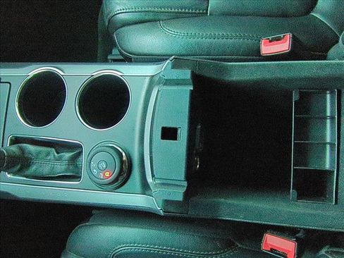 Used 2013 Ford Explorer XLT image 15