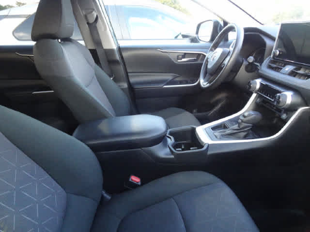 Used 2024 Toyota RAV4 XLE FWD image 10