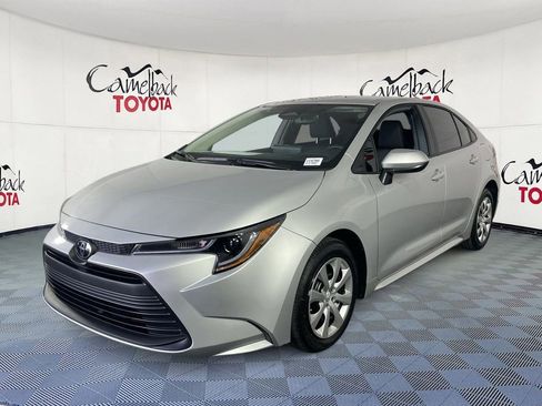 New 2026 Toyota Corolla LE image 4