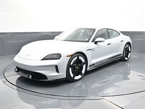 Used 2025 Porsche Taycan GTS image 1