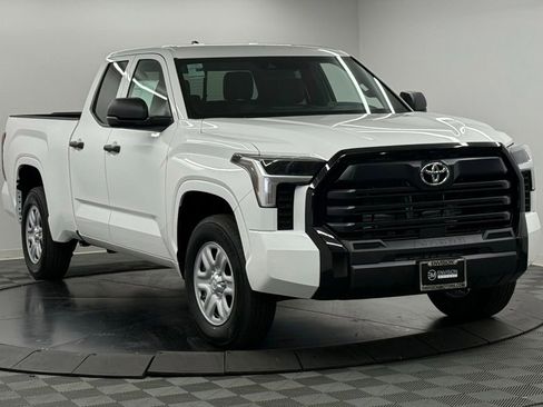 New 2026 Toyota Tundra SR image 5