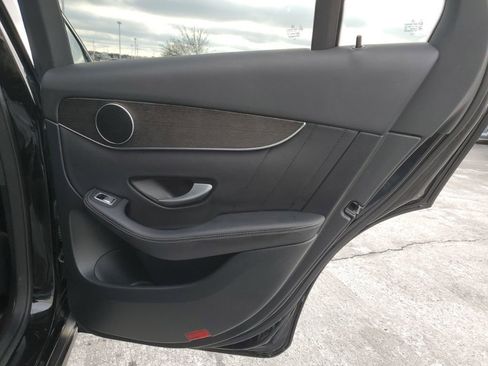 Used 2022 Mercedes-Benz GLC 300 4MATIC image 37