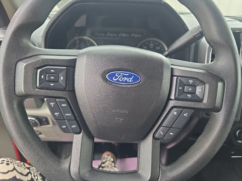 Used 2017 Ford F150 XLT AWD/4WD image 13