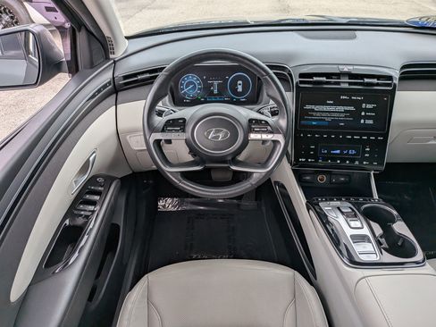Used 2022 Hyundai Tucson Limited AWD/4WD image 18