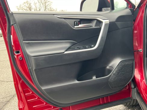 Used 2023 Toyota RAV4 XLE image 15