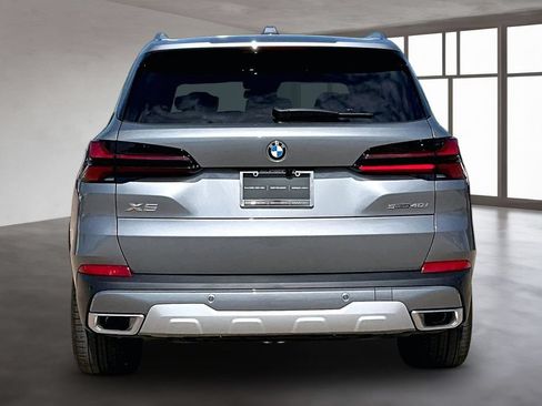 Used 2026 BMW X5 sDrive40i w/ Premium Package RWD image 4