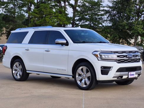 Used 2023 Ford Expedition Max Platinum AWD/4WD image 3