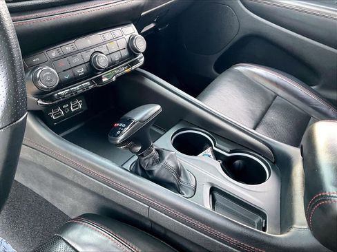 Used 2024 Dodge Durango GT image 20