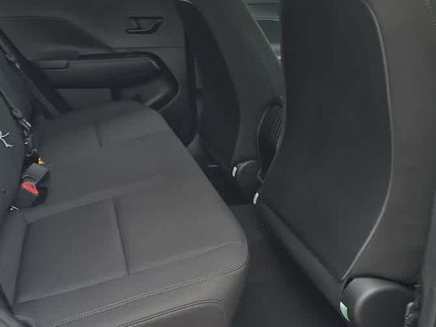 New 2027 Hyundai Kona SE FWD image 21