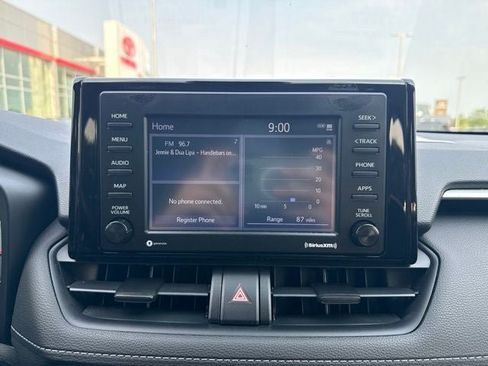 Used 2021 Toyota RAV4 XLE AWD/4WD image 28